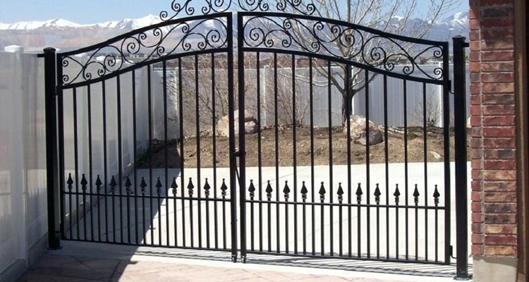 Electric Driveway Gate Installation in Portola Hills